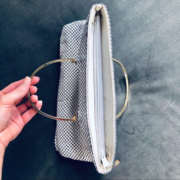 Vintage White Mesh purse - Picture 4 of 9